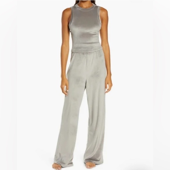 SKIMS Velour Wide Leg Track Pant - Picture 2 of 2